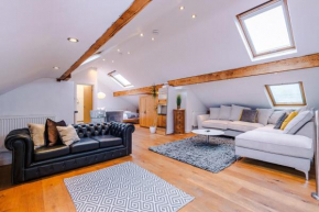The Loft Suite - Cheadle Hulme